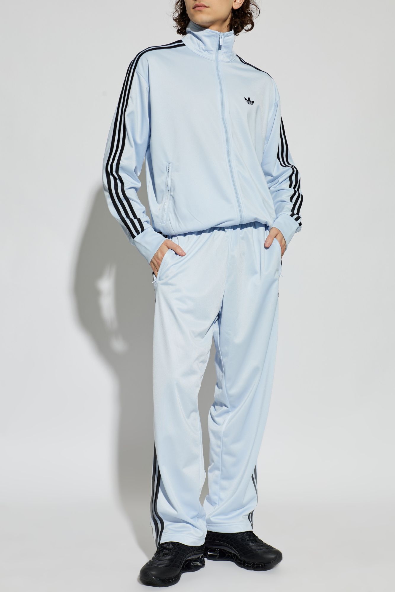 ADIDAS Originals Sweatpants with embroidered logo | Men's | Vitkac